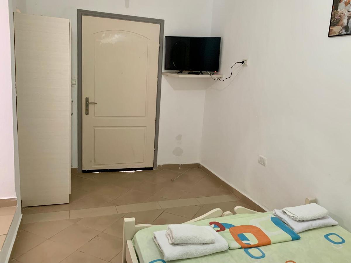 Vaso Apts Sarandë Exterior foto