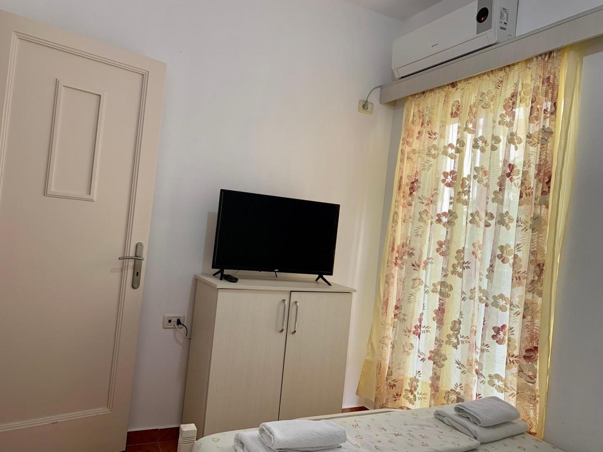 Vaso Apts Sarandë Exterior foto