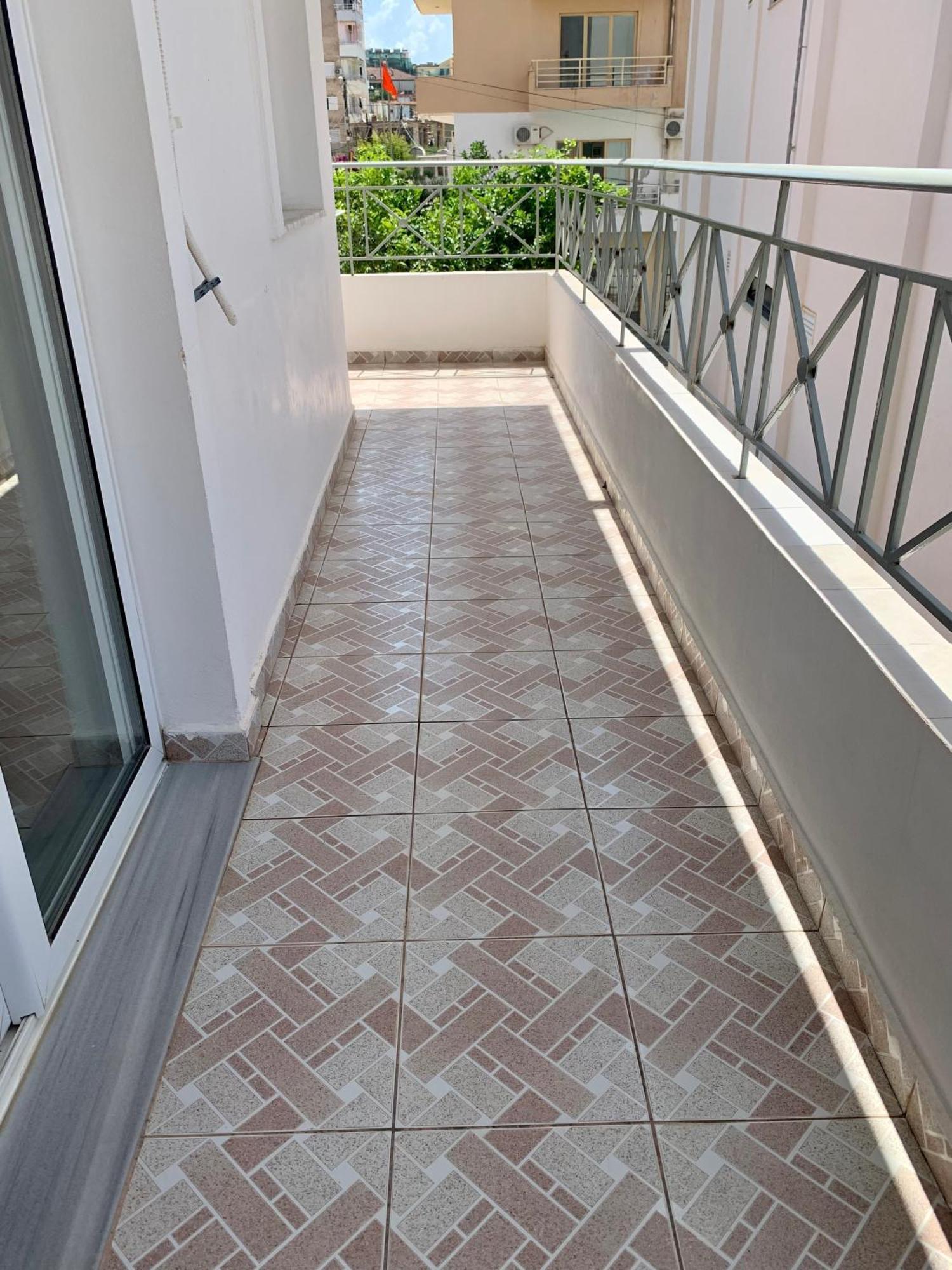 Vaso Apts Sarandë Exterior foto